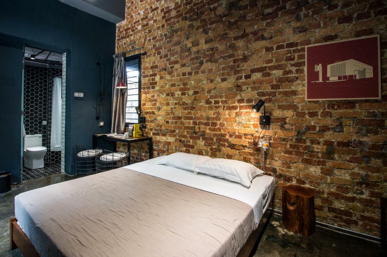 איפוה The Brownstone Hostel & Space מראה חיצוני תמונה